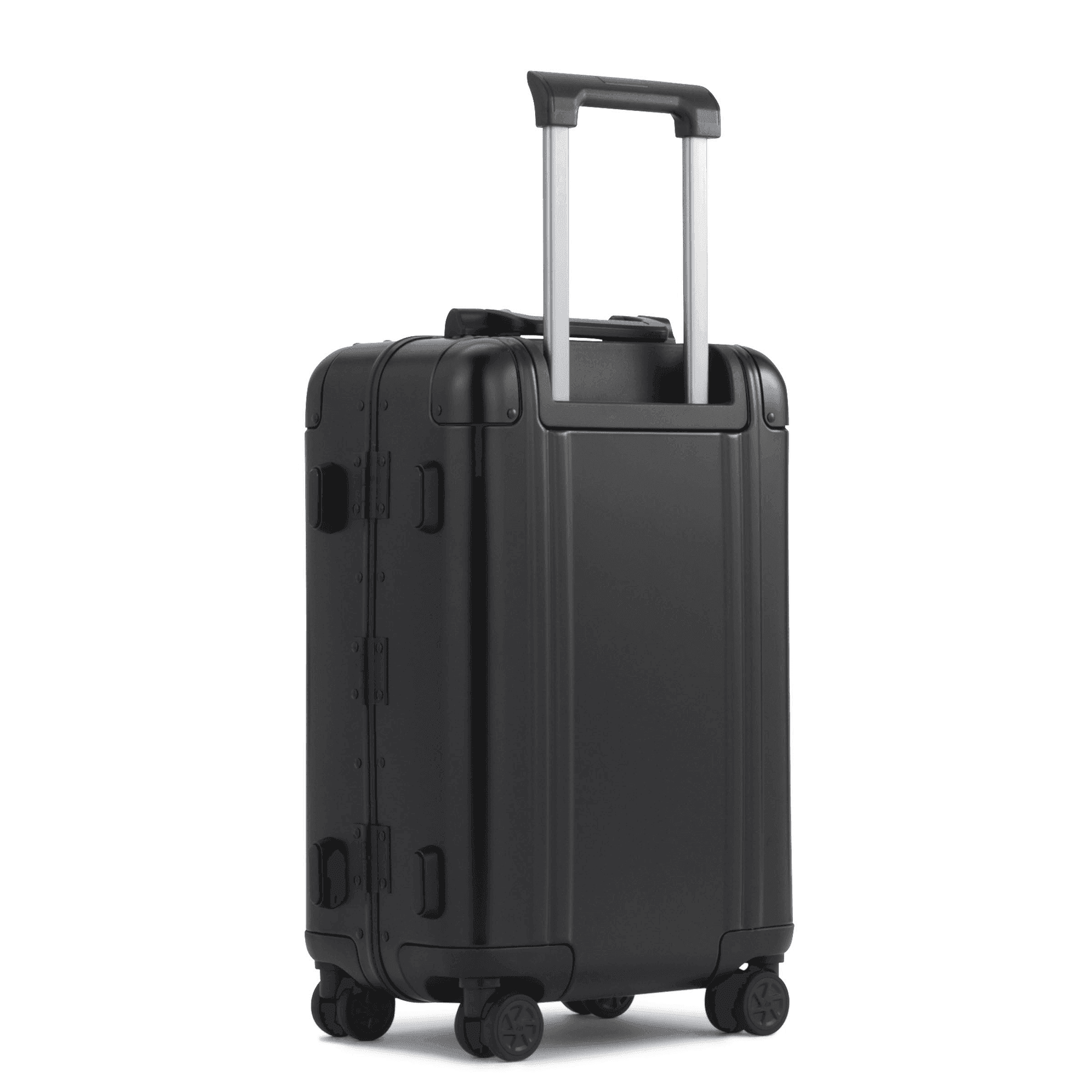 Classic Aluminum 3.0 International Carry-on 33L - Black in Black, view 3
