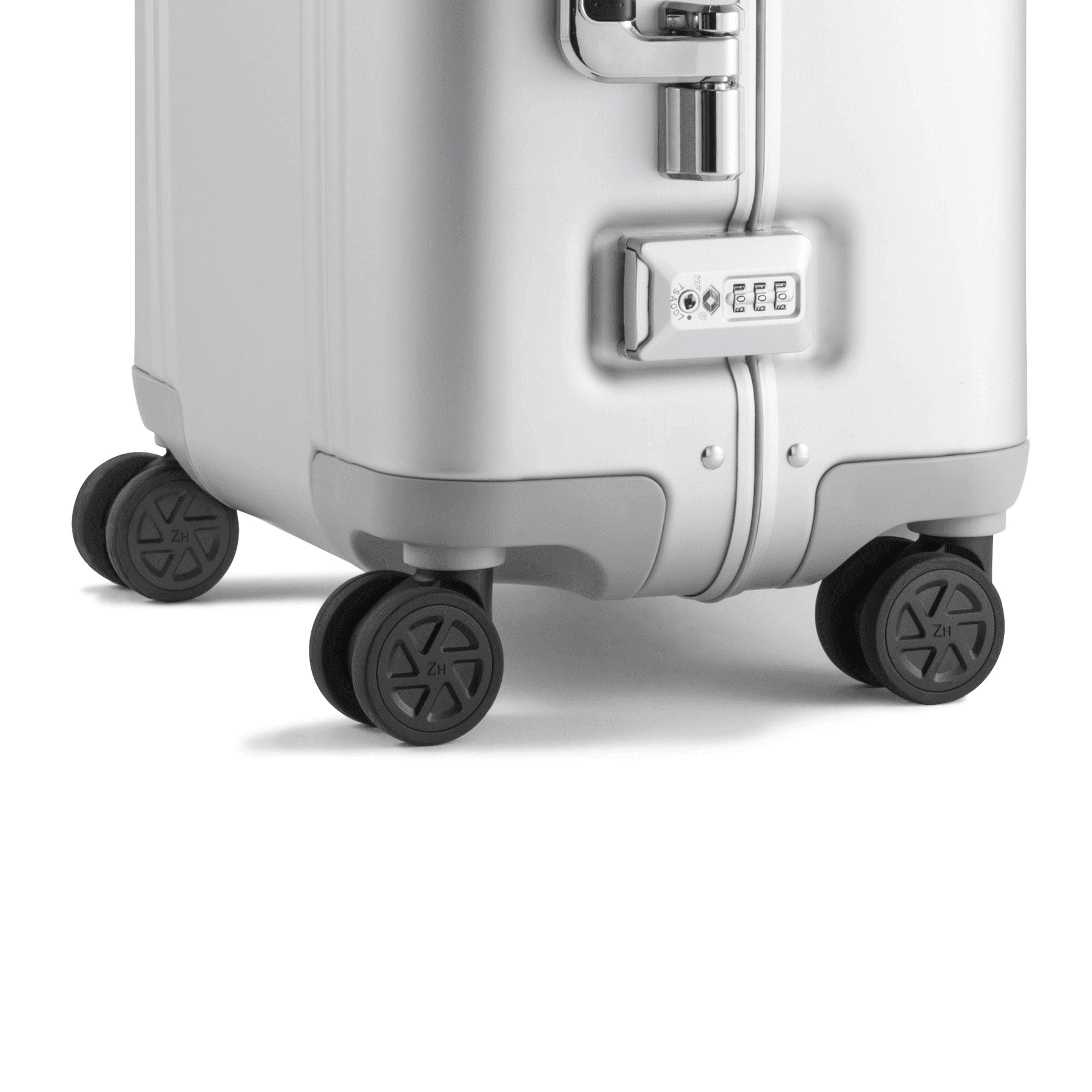 Classic Aluminum 3.0 International Carry-on 33L - Silver in Silver, view 5