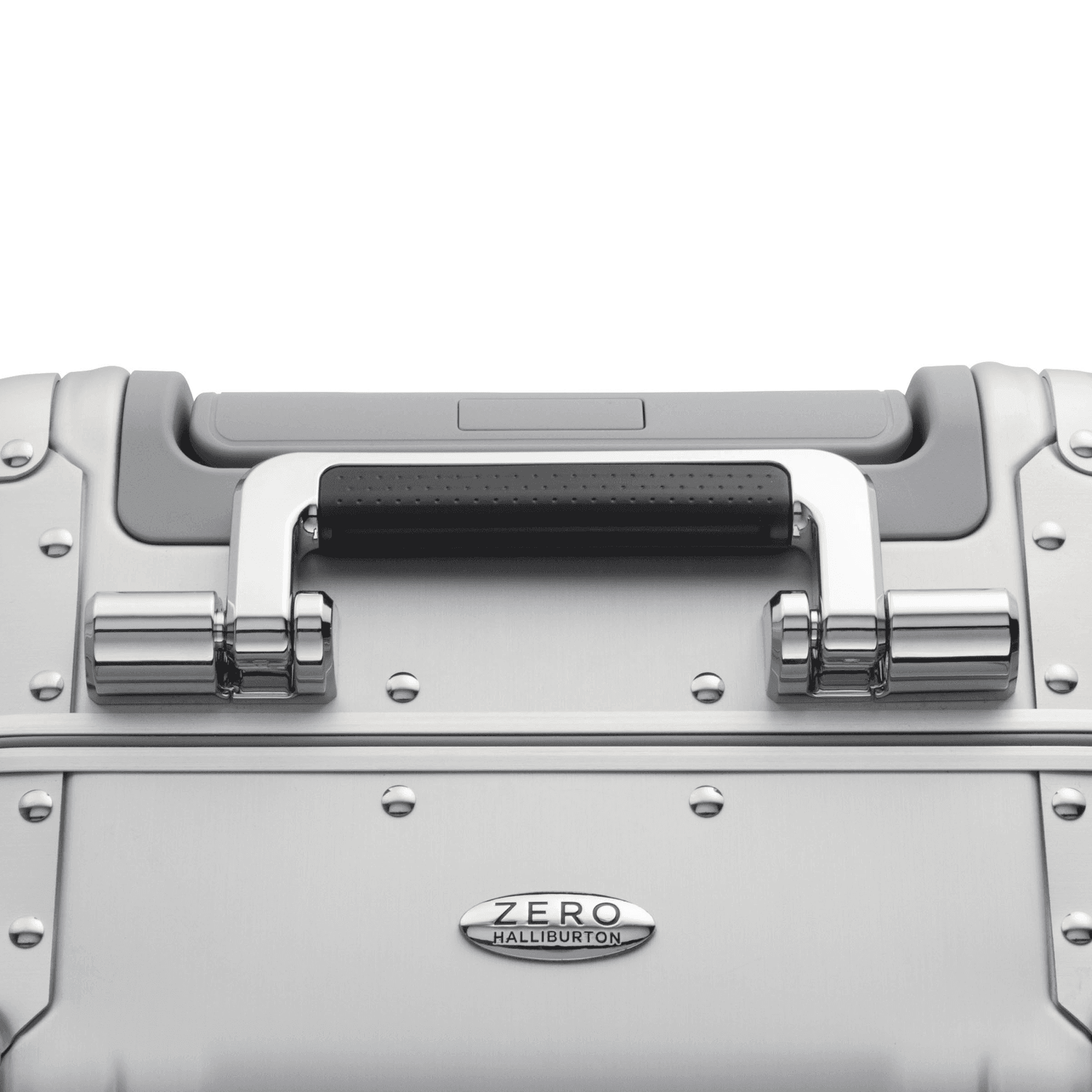 Classic Aluminum 3.0 International Carry-on 33L - Silver in Silver, view 6