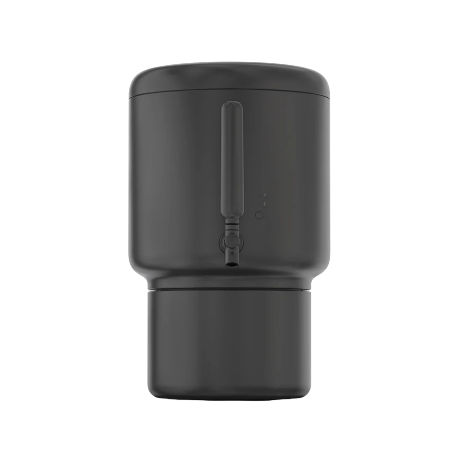 Countertop System in Matte Black