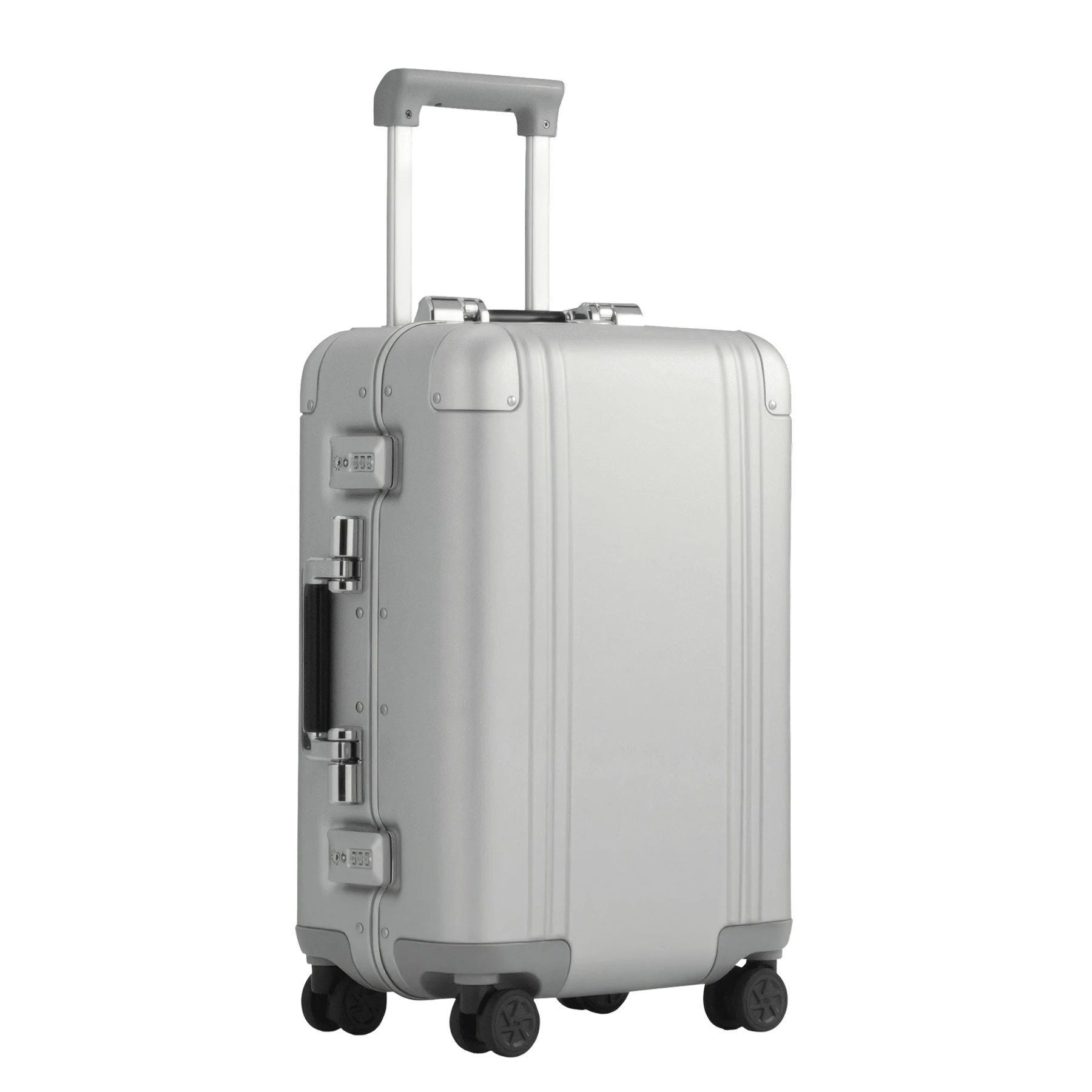 Classic Aluminum 3.0 International Carry-on 33L - Silver in Silver, view 2
